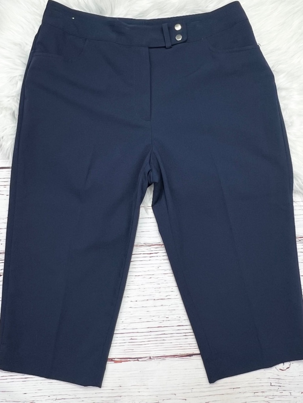 |•MONTEREY CLUB•| Knee Length Pants/Shorts/Capris Size 10
